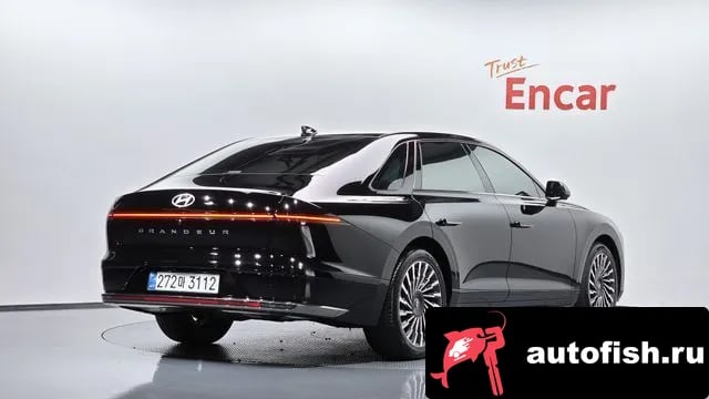 Hyundai Grandeur Granger Hybrid (GN7) 2026 года - автомобиль из Южной Кореи
