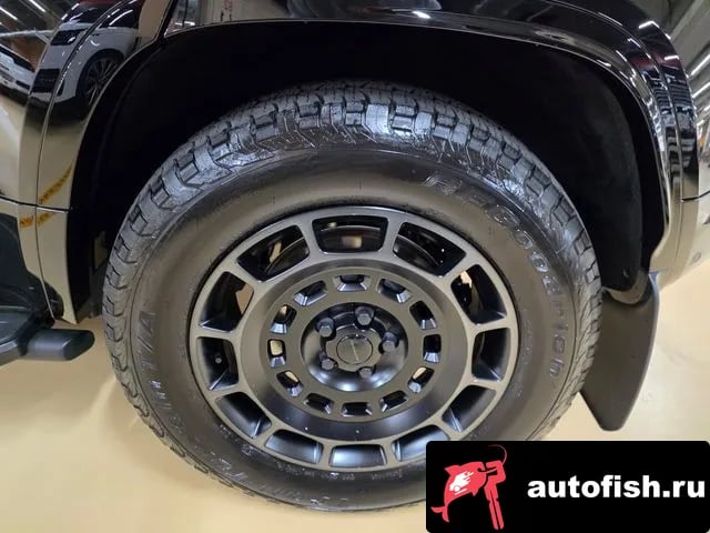 Land Rover Defender Bitdefender (L663) 2026 года - вид 6