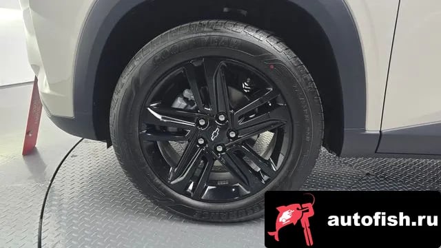 Chevrolet (GM Daewoo) Trax Trax Crossover 2026 года - вид 4