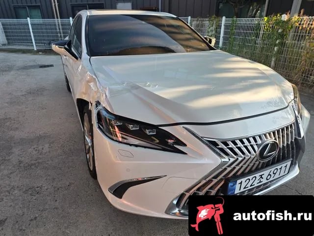 Lexus ES ES300h 7th generation 2025 года - вид 3