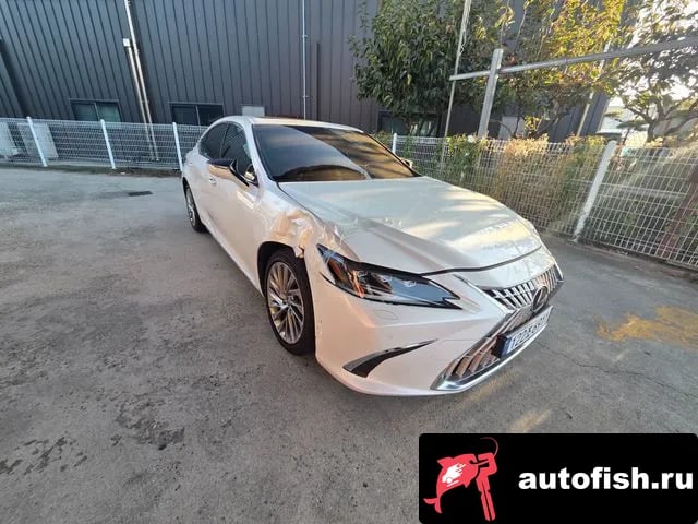 Lexus ES ES300h 7th generation 2025 года - вид 4