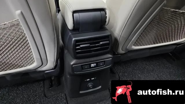 Audi Q4 e-tron Q4 e-Tron (F4) 2025 года - похожие автомобили