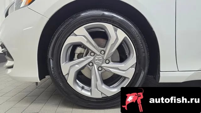 Honda Accord Accord 10th Generation 2018 года - похожие автомобили