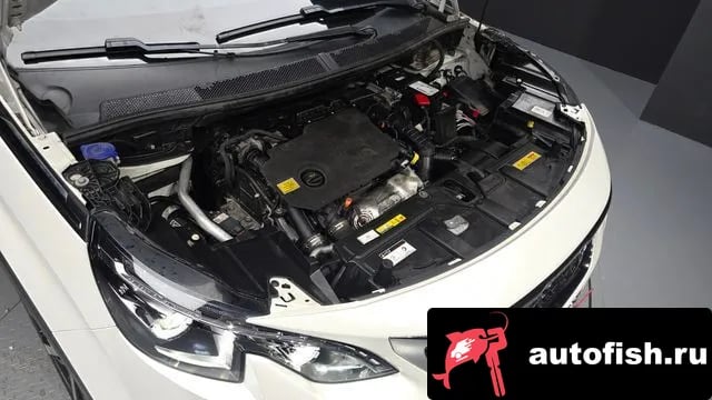 Peugeot 3008 3008 second generation 2019 года - вид 6