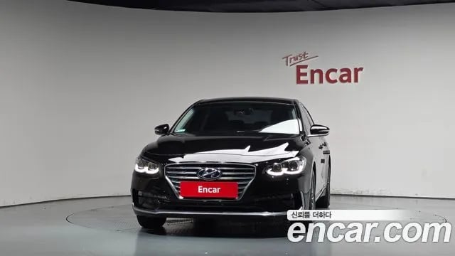 Hyundai Grandeur Granger IG Hybrid 2018 года - вид 3