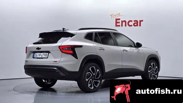 Chevrolet (GM Daewoo) Trax Trax Crossover 2026 года - вид 2