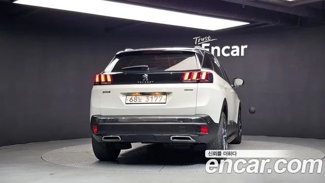 Peugeot 3008 3008 second generation 2019 года - вид 4