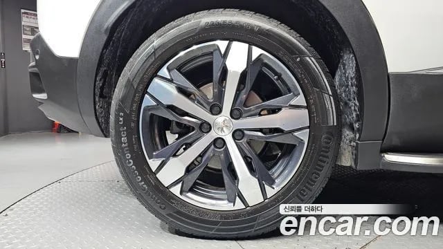Peugeot 3008 3008 second generation 2019 года - вид 5