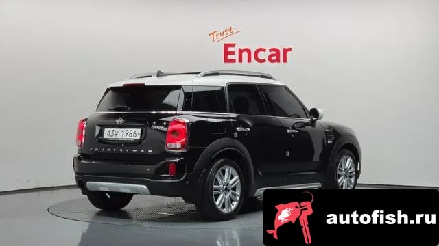 Mini Countryman Cooper Country Man 2018 года - вид 2