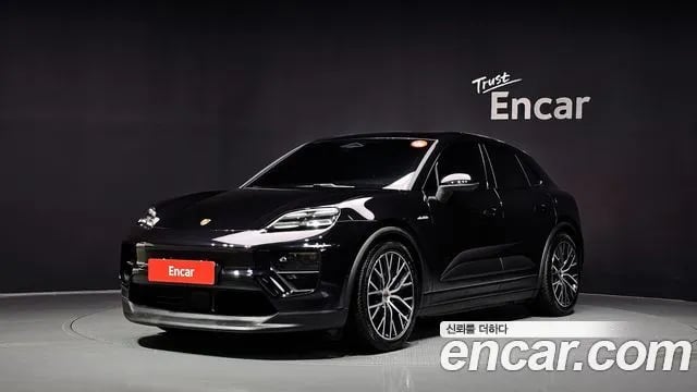 Porsche Macan Makan EV 2025 года - автомобиль из Южной Кореи