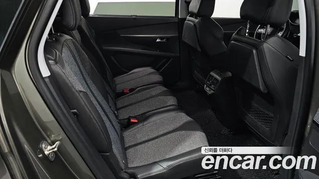 Peugeot 5008 5008 second generation 2018 года - похожие автомобили