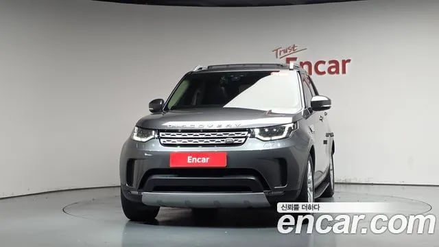 Land Rover Discovery Discovery 5 2018 года - вид 2