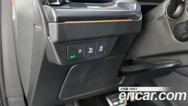 Audi Q4 e-tron Q4 e-Tron (F4) 2025 года - похожие автомобили