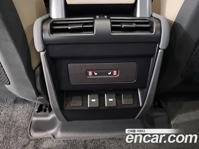Land Rover Defender Bitdefender (L663) 2023 года - похожие автомобили
