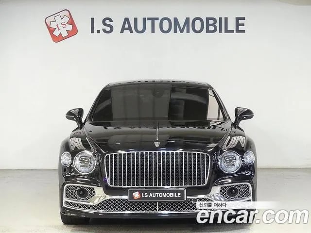 Bentley Flying Spur Flying Spur 3rd Generation 2022 года - вид 3