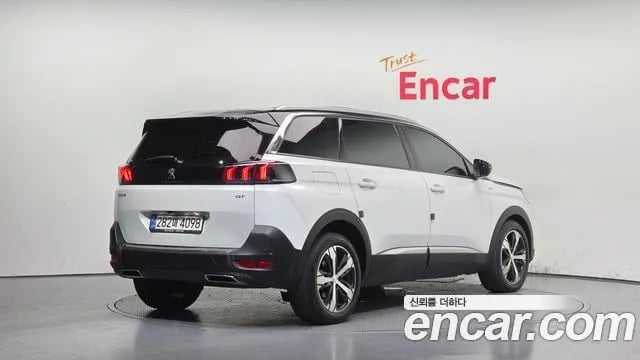 Peugeot 5008 5008 second generation 2022 года - вид 2