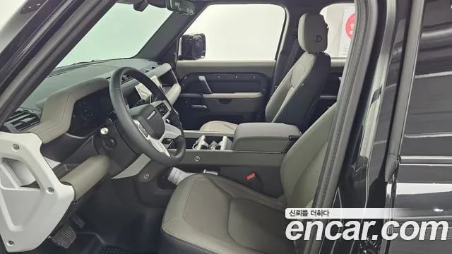 Land Rover Defender Bitdefender (L663) 2026 года - вид 3