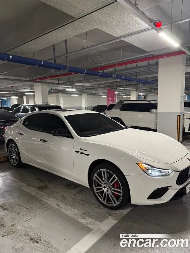 Maserati Ghibli Gibley 2019 года - вид 1