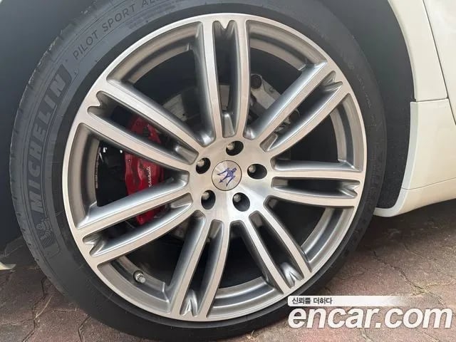 Maserati Ghibli Gibley 2019 года - вид 5