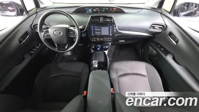 Toyota Prius Prius 4th Generation 2021 года - похожие автомобили