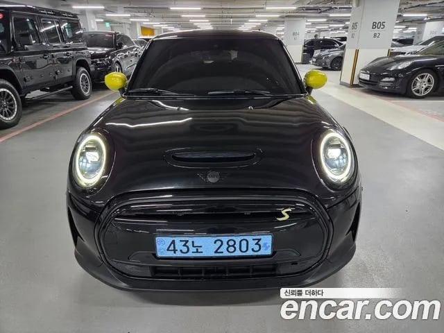 Mini Cooper Cooper Electric 2022 года - автомобиль из Южной Кореи