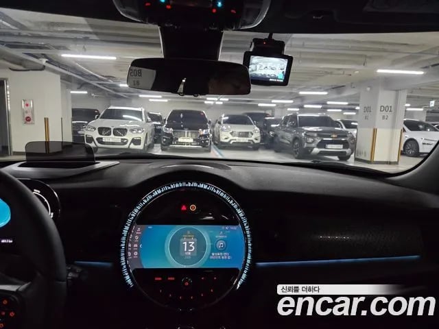 Mini Cooper Cooper Electric 2022 года - вид 6