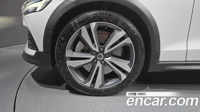 Volvo V60 V60 Cross-country 2nd Generation 2021 года - вид 5