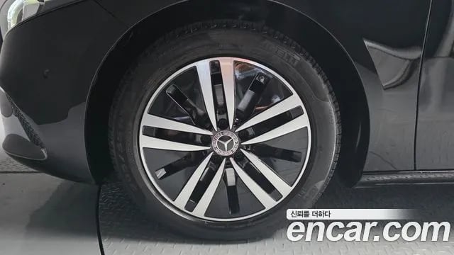 Mercedes-Benz A-Class A-Class W177 2023 года - вид 5