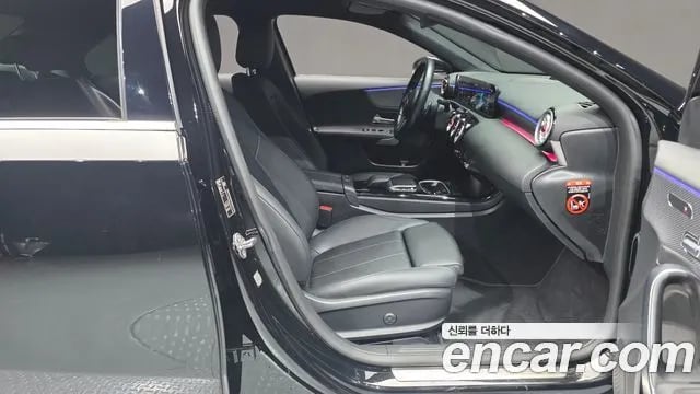 Mercedes-Benz A-Class A-Class W177 2023 года - похожие автомобили