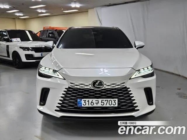 Lexus RX RX350h 5th generation 2026 года - вид 1