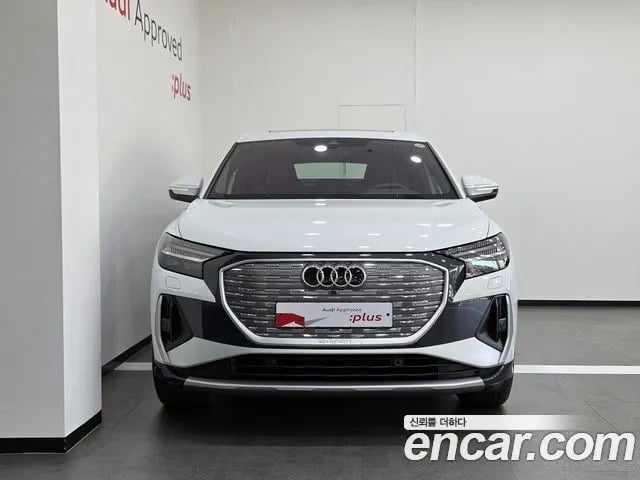 Audi Q4 e-tron Q4 e-Tron (F4) 2026 года - вид 3