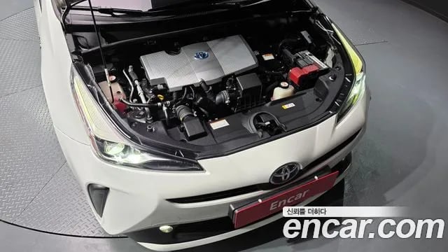 Toyota Prius Prius 4th Generation 2019 года - вид 6