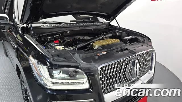 Lincoln Navigator Navigator 4th generation 2021 года - вид 6