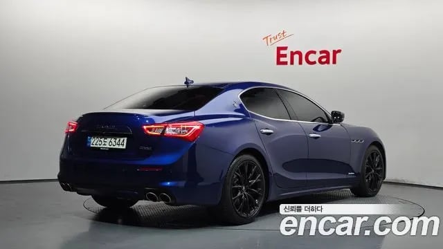 Maserati Ghibli Gibley 2021 года - вид 2