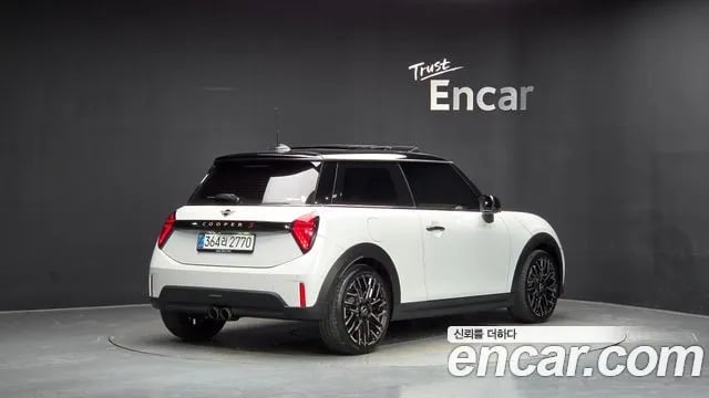Mini Cooper Cooper S 4th Generation 2025 года - автомобиль из Южной Кореи