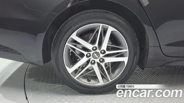 Genesis G70 The New G70 2021 года - вид 5