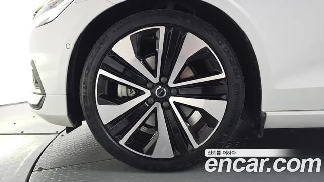 Volvo S60 S60 3rd generation 2023 года - вид 4