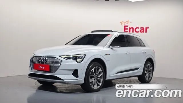Audi e-tron e-Tron 2022 года - вид 1