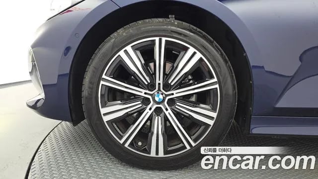 BMW 3-Series 3 Series (G20) 2025 года - вид 5