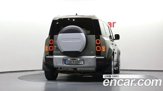 Land Rover Defender Bitdefender (L663) 2022 года - вид 4
