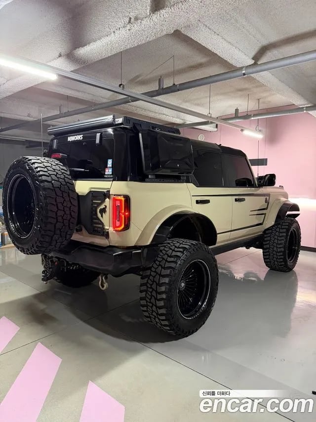 Ford Bronco Bronco 6th Generation 2022 года - вид 3