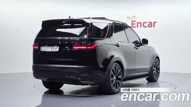 Land Rover Discovery Discovery 5 2023 года - автомобиль из Южной Кореи