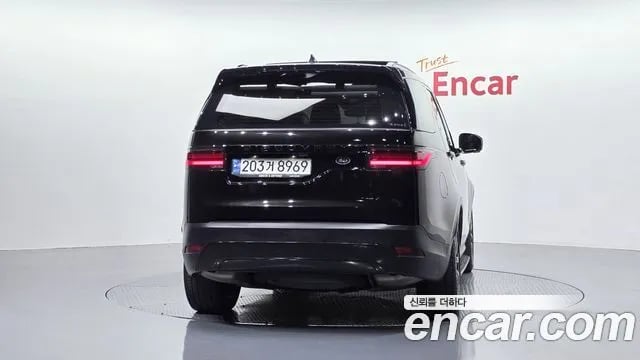 Land Rover Discovery Discovery 5 2023 года - вид 3