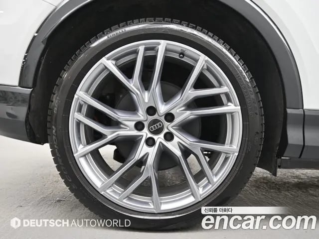Audi Q4 e-tron Q4 e-Tron (F4) 2026 года - похожие автомобили