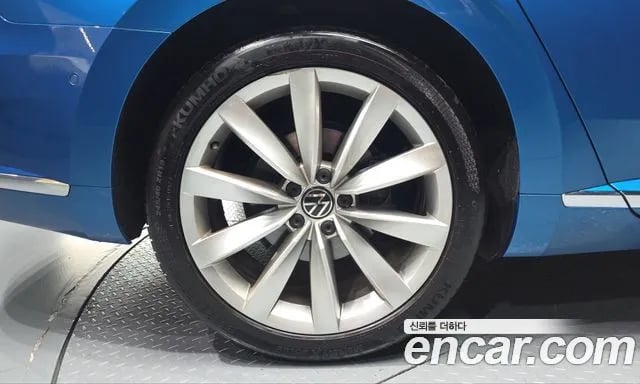 Volkswagen Arteon Atheon 2023 года - вид 4