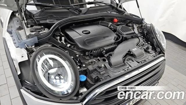 Mini Clubman Cooper Clubman 2022 года - вид 6