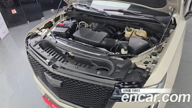 Cadillac Escalade Escalade 5th Generation 2022 года - вид 6