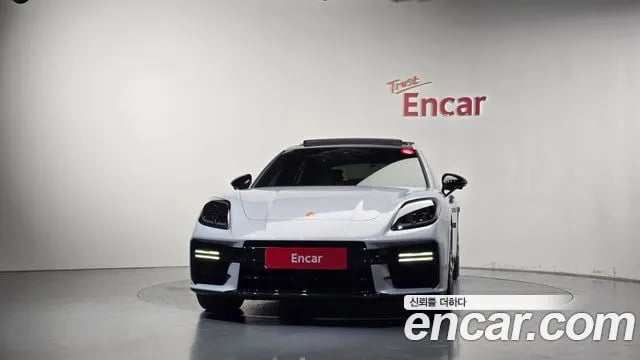 Porsche Panamera Panamera (976) 2025 года - вид 3