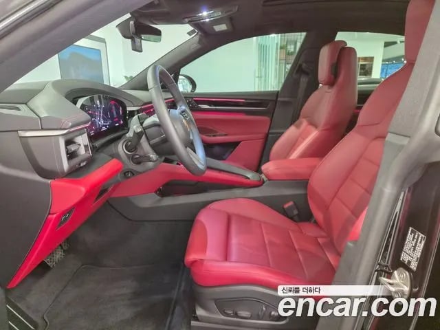 Porsche Macan Makan EV 2026 года - похожие автомобили