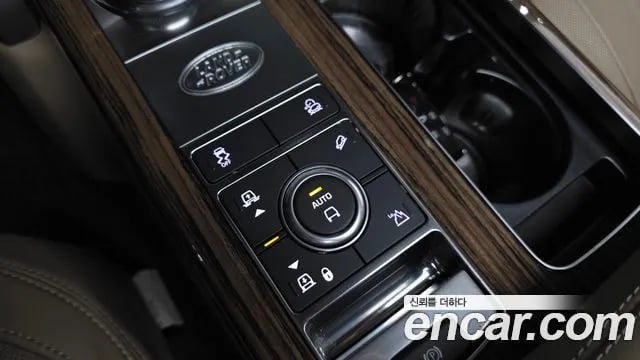 Land Rover Range Rover Range Rover 4th Generation 2018 года - похожие автомобили